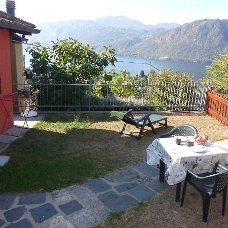 Apartamento Il Basciutin Pettenasco Exterior foto