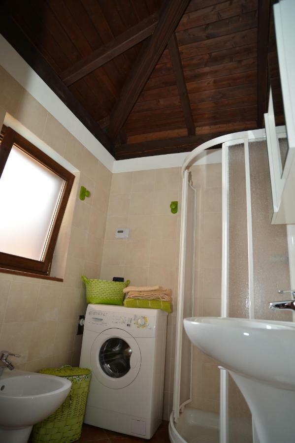 Apartamento Il Basciutin Pettenasco Exterior foto