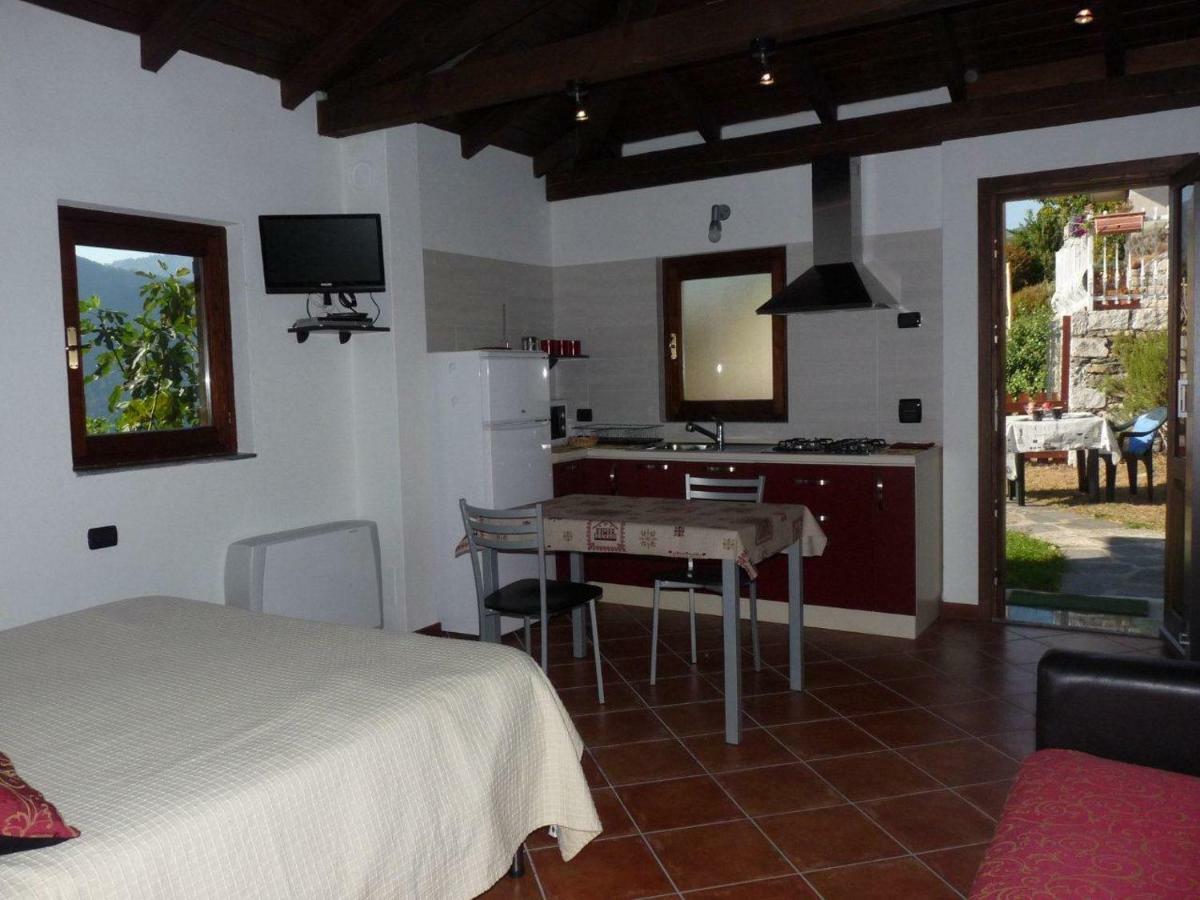 Apartamento Il Basciutin Pettenasco Exterior foto